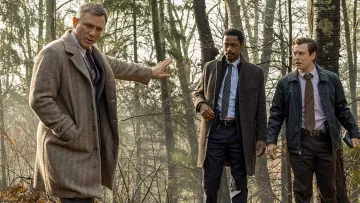 Wool coat worn by Benoit Blanc (Daniel Craig) in Knives Out