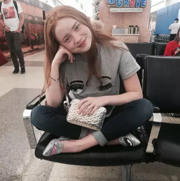 Le t-shirt Chiara Ferragni porté par Sadie Sink sur son compte Instagram @sadiesink_