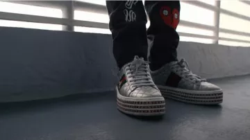 Gucci Ace Sneak­er With Crys­tals worn by Jack Boy in Spittin Facts (Official Music Video)