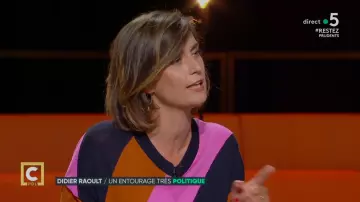 The sweater multi-color Camille Girerd in C policy the 24.05.2020