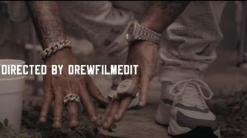 Dior B22 White Sil­ver sneakers worn by Jack Boy in Critical Condition feat. YFN Lucci (Official Music Video)