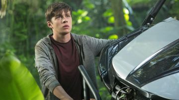 Grey zip hoodie worn by Zach (Nick Robinson) in Jurassic World