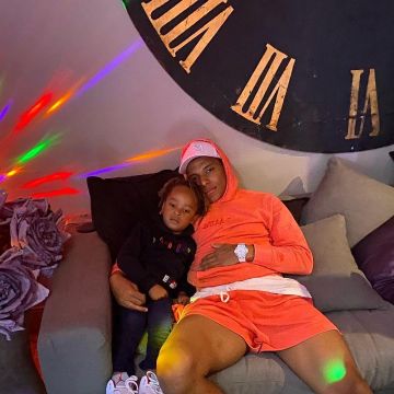 The short orange-Nike Kylian Mbappé on his account Instagram @k. mbappe