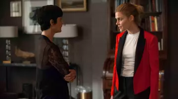 Red Blazer with black lapel worn by Trish Walker (Rachael Taylor) in Marvel's Jessica Jones (Season 2 Episode 9)