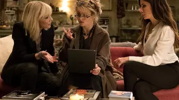 'Kahlo' book by Andrea Kettenmann as seen in Ocean's Eight