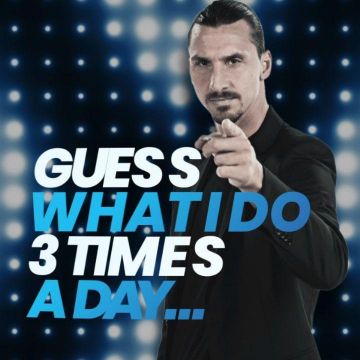 La veste de costume noire portée par Zlatan Ibrahimović sur son compte Instagram @iamzlatanibrahimovic