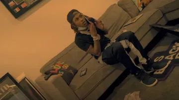 Lacoste Cotton Crew-Neck T-Shirt Maillot de corps Noir porté par la richesse de l'Enfant dans des Racks Sur feat. YoungBoy N'A Jamais Cassé De Nouveau (Official Music Video)