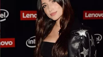 Chaqueta Moto Black Faux Leather usada por Nicole Lopez-Alvar en The Bachelor Temporada 24