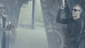 The denim jacket Louis Vuitton x Supreme worn by Vald in the video the  Steps of The Emperor Saison03 #EP1 of ALKPOTE