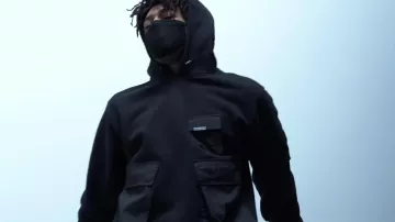 Stüssy Black hoodie Jacket worn by Scarlxrd in C.V FREESTYLE music video