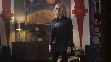 Monse Navy Sanctum Blazer worn by Clarke Griffin (Eliza Taylor-Cotter) in The 100 (S07E01)