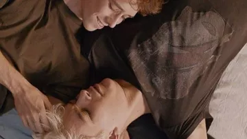 David Bowie black t-shirt worn by Sander (Willem De Schryver) as seen in wtFOCK