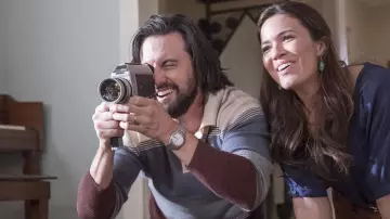 L'anneau en or porté par Jack Pearson (Milo Ventimiglia) dans This Is Us (S02E09)