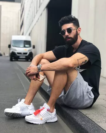 El par de Nike Presto x Off White que lleva So Style en su cuenta de Instagram @sostyle_off