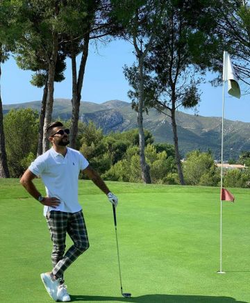 Le polo Ralf Lauren sur le compte Instagram de @toto_anges_off