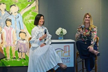 Valentino Blanc à Volants en coton mélangé midi habit porté par Lucy Liu sur son Instagram account @lucyliu