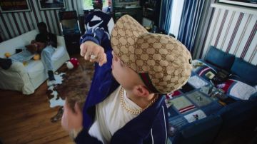 La casquette Gucci portée par PLK dans le clip Train de vie de Leto