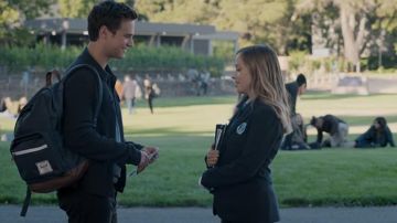 The backpack of Justin Foley (Brandon Flynn) in 13 Reasons Why (S04E02)