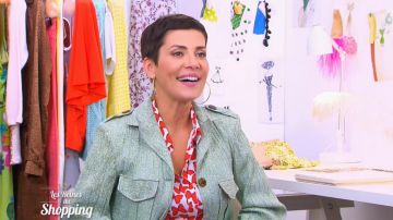 La camisa estampada de mariposa de Cristina Córdula en The Queens of Shopping