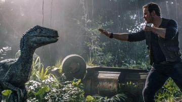 Veste en cuir portés par Owen Grady (Chris Pratt) dans Jurassic World: Fallen Kingdom