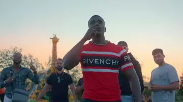 The red t-shirt, Givenchy worn by Bosh in his clip Djomb