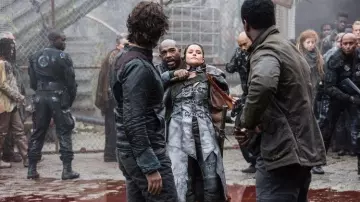 Leather Jacket worn by Ontari (Rhiannon Fish) in The 100 (Season 3 Episode 13)