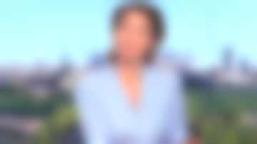 Vestido de Paloma de Marie-Sophie Lacarrau en popelín a rayas azules en Journal de 13 heures el 12.06.2020