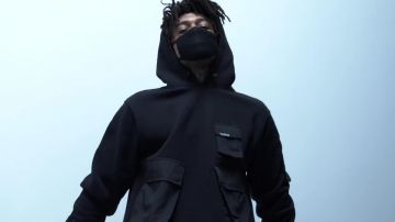 Stüssy Black Hoodie worn by Scarlxrd in his video "C.V FREESTYLE".