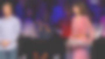 The long dress col tunisian printed graphic red Rose Éméyé in Find the intruder