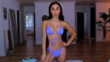 Renard blanc Boutique Calabasas Fond Violet Côtes porté par Eva Gutowski dans MON TOP 10 de bain PRÉFÉRÉ les MARQUES! ESSAYEZ SUR les COURRIERS | vidéo YouTube par MyLifeAsEva