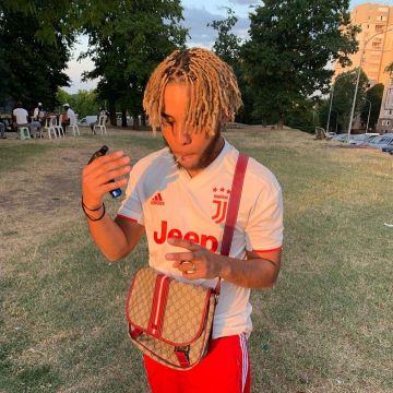 La sacoche Gucci portée par Zola sur son compte Instagram @binkszola