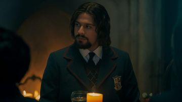 Plaid sweater worn by Diego Hargreeves (David Castañeda) in The Umbrella Academy (Season 2)