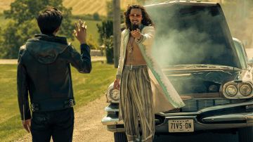 Pantalones a rayas usados por Klaus Hargreeves (Robert Sheehan) en The Umbrella Academy (Temporada 2)