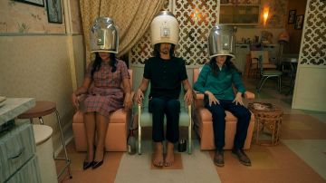 Purple plaid dress worn by Allison Hargreeves (Emmy Raver-Lampman) in The Umbrella Academy (Season 2)