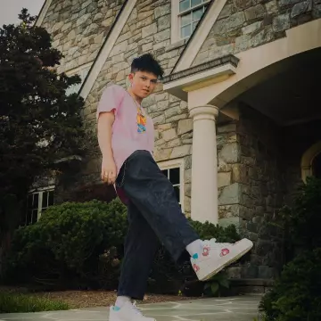 Bart Simpson tee worn by Jacob Sartorius on his Instagram account @jacobsartorius 