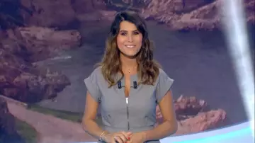 The grey coat at the wheel of Karine Ferri in the loto Draw of the 20 06 2020