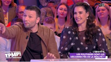Blusa de gasa de Sophie Coste con mangas hinchadas y patrón de lunares en Touche pas à mon poste