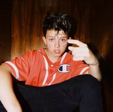Champion Jersey worn by Jacob Sartorius  on the Instagram account @jacob_sartorius_95 