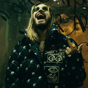 The down jacket Ying Yang Diesel range by SCH on his account Instagram @sch