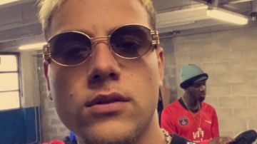 Les lunettes de soleil de PLK dans le clip All Day de Ala­din 135