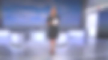 El vestido negro de Anne-Sophie Lapix en Le Journal de 20 heures de France 2