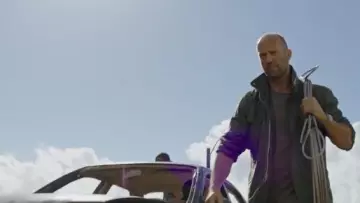 Olive Green field jacket worn by Shaw (Jason Statham) as seen in Fast & Furious Presents: Hobbs & Shaw