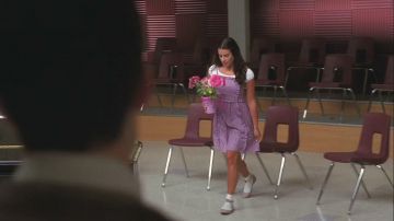 La robe Marc Jacobs portée par Rachel Berry (Lea Michele) dans Glee (S01E10)