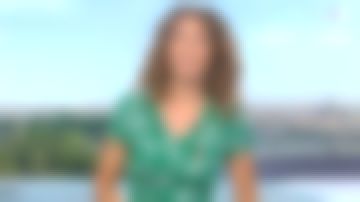 La robe verte vintage de Marie-Sophie Lacarrau dans Journal de 13 heures