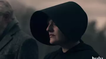 Black hat worn by June Osborne (Elisabeth Moss) in The Handmaid's Tale Season 4 Teaser