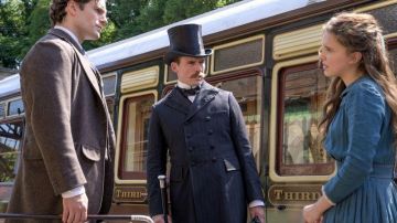 Bastón de madera antiguo utilizado por Mycroft Holmes (Sam Claflin) en Enola Holmes