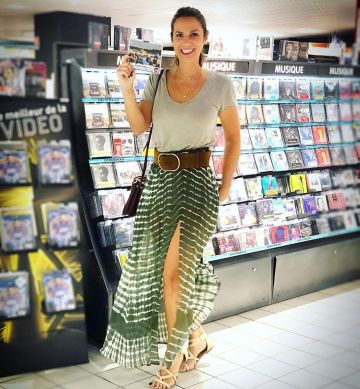 La jupe tie dye de Elisa Tovati sur son compte Instagram @elisatovati