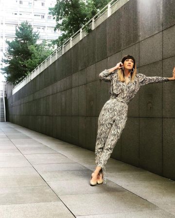 El top de seda cebra de Daphné Bürki en su cuenta de Instagram @daphneburki