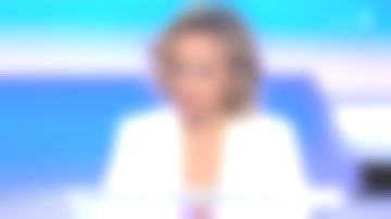 Chaqueta de cuello de algodón y lino de vainilla de Caroline Roux en C dans l'air