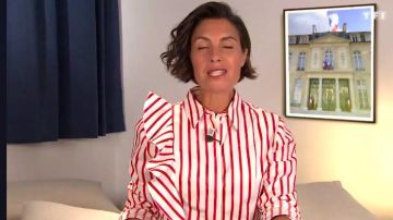 Camisa a rayas de Alessandra Sublet con mangas voladoras en C'est Canteloup 